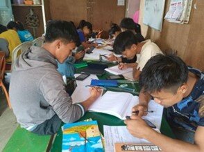 缅甸年轻人受教育的自由