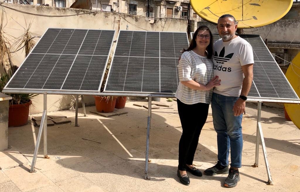 叙利亚家庭的太阳能电池板