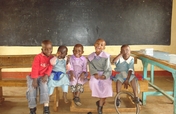在肯尼亚教育和赋权街头儿童