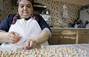 在土耳其支持200名女性做小生意