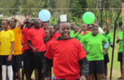 肯尼亚基贝拉贫民窟81个孩子的度假营