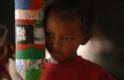 鲜花盛开:支持埃塞俄比亚40名受虐儿童