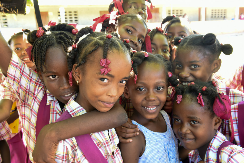 海地女童获得自由、教育和赋权