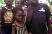教育卡南加/刚果民主共和国的150名儿童