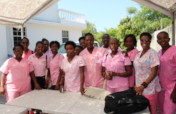 帮助海地助产士停止对妇女的暴力!