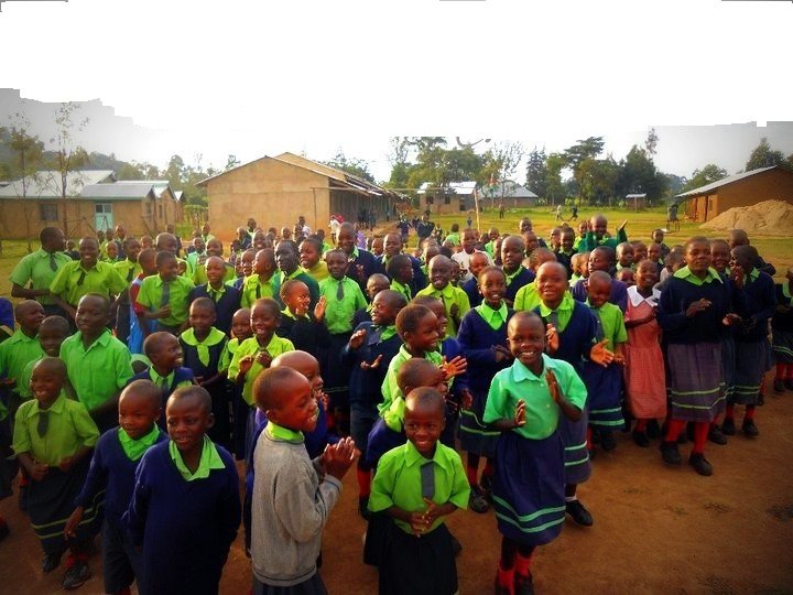 资助肯尼亚一所小学的音乐计划