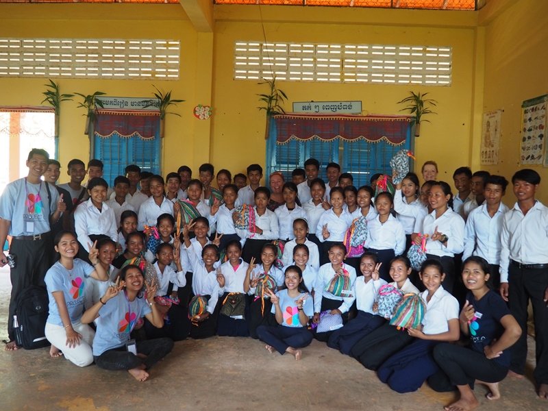 为柬埔寨女孩提供健康教育