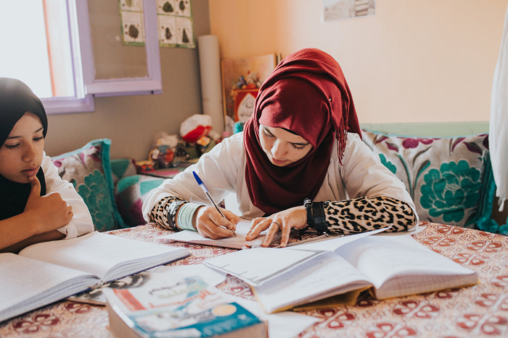 赞助摩洛哥农村女童教育项目